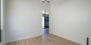 $4000 / 3BR/ 2BA  WELL MAINTAINED SINGLE FAMILY HOME WITH ENCLOSED GARAGE IN KALAMA VALLEY Gallery 12