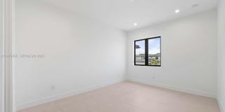 5718 Ashwood Cir W Gallery 92