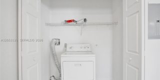 2120-2122 Thomas St Gallery 8