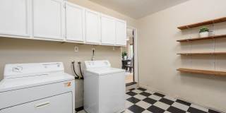 2 bed 1 bath home w/ garage and yard, biking distance to UC Davis campus and downtown Gallery 21