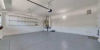 South Town Fully Furnished Home! Gallery 35