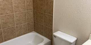 1104 Nicholas Cr. - B Gallery 19