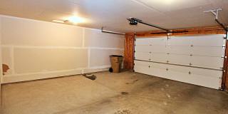 4 Bedroom Townhome! Gallery 22