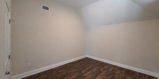 Get ready to fall in love—this sleek, modern beauty in West Creek Farms is bringing the wow factor to Clarksville! Gallery 35