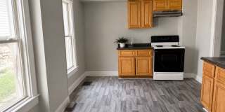 COZY 2-BEDROOM HOME FOR RENT! Gallery 3