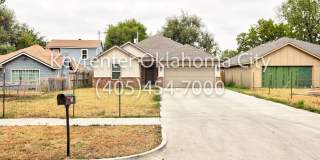 Beautifully Updated 4-Bedroom Home Near Downtown OKC Gallery 1