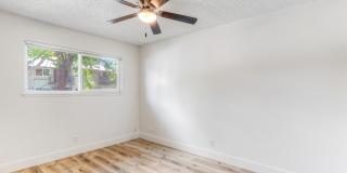 The Cottages Gallery 23