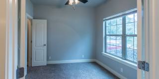 UT PRE-LEASE : 6 Bed / 3 Bath - Spacious bedrooms, North of UT Gallery 14