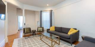 Castro: UNFURNISHED Top Floor Flat w/ Private Deck, W/D in unit & Garage Parking Gallery 56