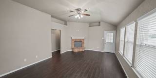 Spacious Single-Story Home with Solar Panels - Realtor Commission: $500 Spacious Single-Story Home with Solar Panels - Realtor Commission: $500 Gallery 9