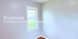 17137 Ontario Street Gallery 11
