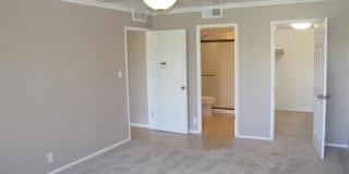 7940 East Camelback Road Gallery 13