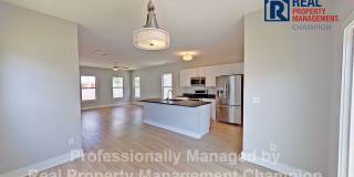 Modern Home Near Live Oak Pavilion Gallery 13