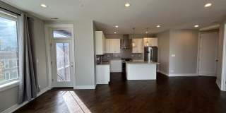 2303 W Wilcox Street Gallery 7