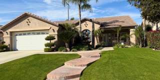 STUNNING POOL HOME IN SOUTHWEST BAKERSFIELD Gallery 1