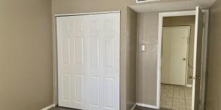 601 LOMALAND DR. Gallery 23