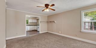 3 Bedroom Pet Friendly Home For Rent! Gallery 8