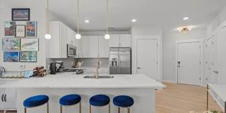 3630 North Davidson Street Gallery 4