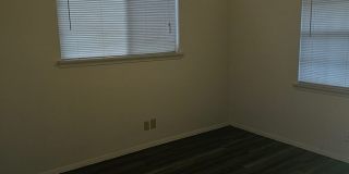 GREAT HOUSE NEAR LOOP 410/I35 N Gallery 11