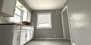 Renovated 3-Bedroom Colonial Near Shaker Heights – Move-In Ready Gallery 7