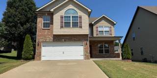 Gorgeous 4 Bedroom Available Now Gallery 1