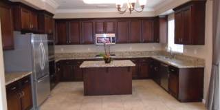 BEAUTIFUL 2 STORY IN WEST ROSEVILLE! 4 BEDROOM, 3 BATH, 3 CAR GARAGE, WITH LOW MAINTENANCE YARD! Gallery 7