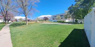 1492 Parkside Dr #1 Gallery 35