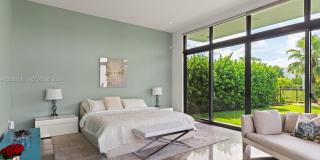 16650 Sunset Way Gallery 54