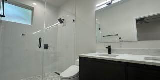 AVAILABLE: Updated 4 BR / 2 BA in Prime South Austin Location Gallery 16