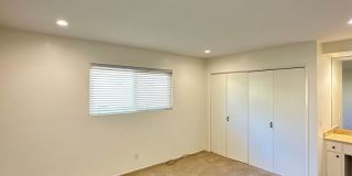 3636 Howard Gallery 17