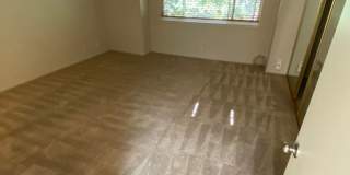 $4900-  Mountain View Townhouse-2 bedroom 2.5 bath. Gallery 24