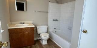 Comfort & Convenience at Westfield Gardens Lexington - 357G Gallery 27