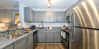 Crestmark Apartment Homes Gallery 8