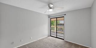 Charming 2BR Condo in Denver - Available NOW! Gallery 15