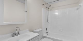 14205 CASTLEMOOR Court Gallery 34