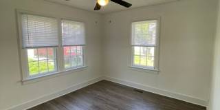 2 Bedroom, 1 Bath House in Columbia! Gallery 12