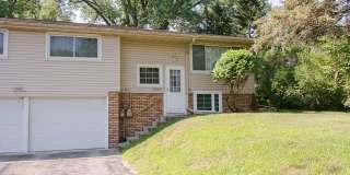 2603/2605 Riverside Ln NE Gallery 1