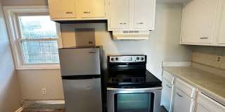 304 Highland Avenue Units A, B, and C - 304 Highland Avenue Units A Gallery 2