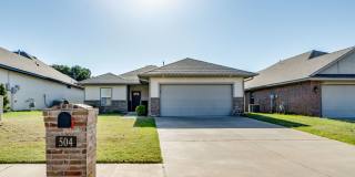 4 Bedroom 2 Bath Home in EDMOND (See Contact Info Below) Gallery 1
