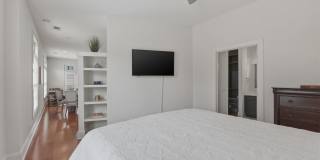 301 Augusta Street Gallery 11