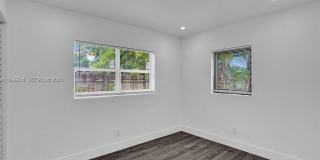 6420 SW 22nd Ct Gallery 16