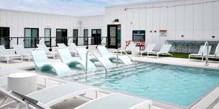 Artisan on 39th Gallery 2