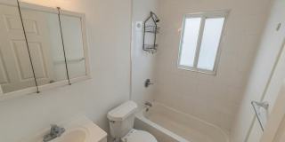 Newly Renovated 3 Bedroom Home | Heart of Riviera Beach Gallery 6
