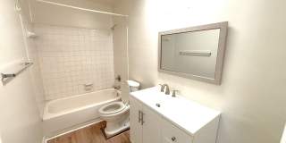 3 bedroom/ 1.5 bathroom- Courthouse Green Gallery 14