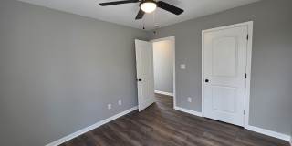 994 Seattle St Gallery 20