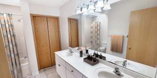 Crystal Bay Townhomes Gallery 7