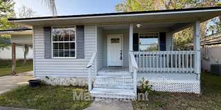 1508 Center Street Gallery 1