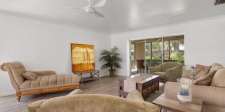 WELCOME TO THIS BEAUTIFULLY UPDATED 2 BEDROOM, 2 BATHROOM VILLA LOCATED IN THE DESIRABLE CENTER GATE COMMUNITY OF SARASOTA! Gallery 8