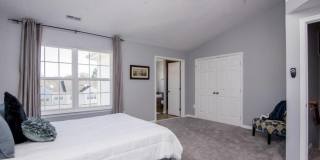 8800 COMMUNITY SQUARE Lane Gallery 20