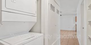 1107 West Sonora Street - 1 Gallery 17